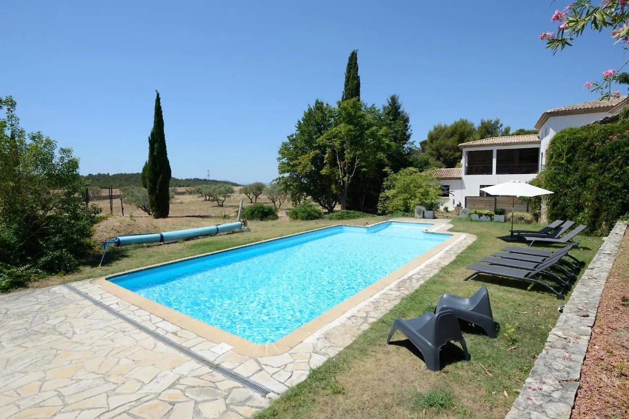 Villa La Tour- Pigeonnier Provençal à Ventabren France